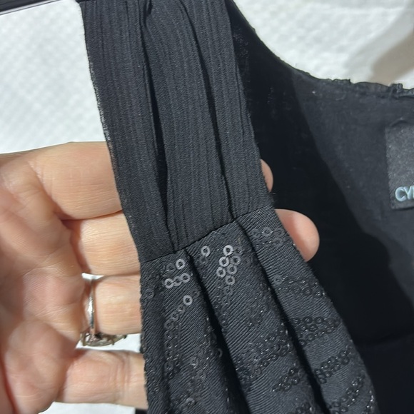 Cynthia Rowley L black on black matte sequined long top euc dressy slimming - Picture 3 of 9